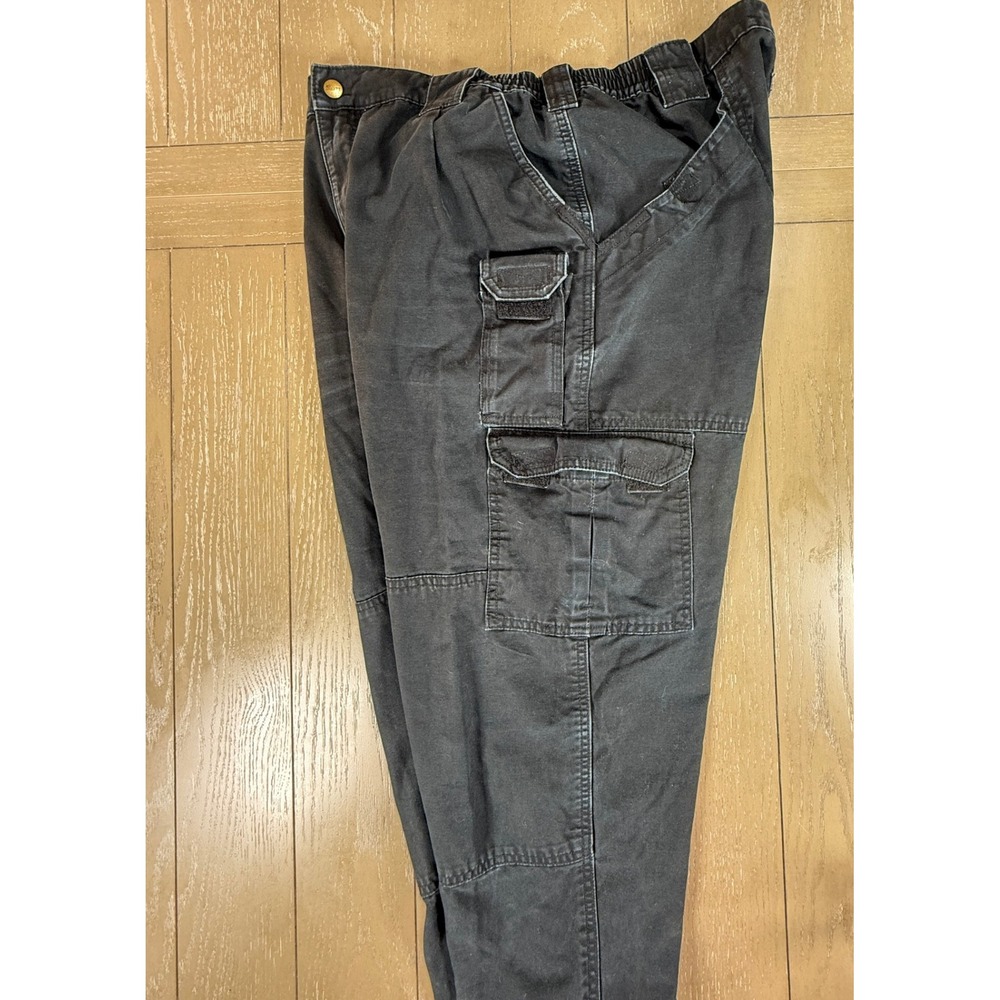 5.11 Tactical Cargo Pants Mens 38x30 Black Utility Work Duty Pants Canvas - Picture 2 of 16